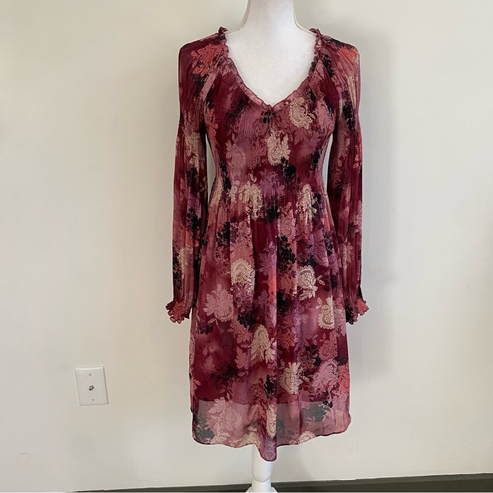 Sunny Leigh Floral V Neck Ruffled Dress Size Small - Picture 2 of 10